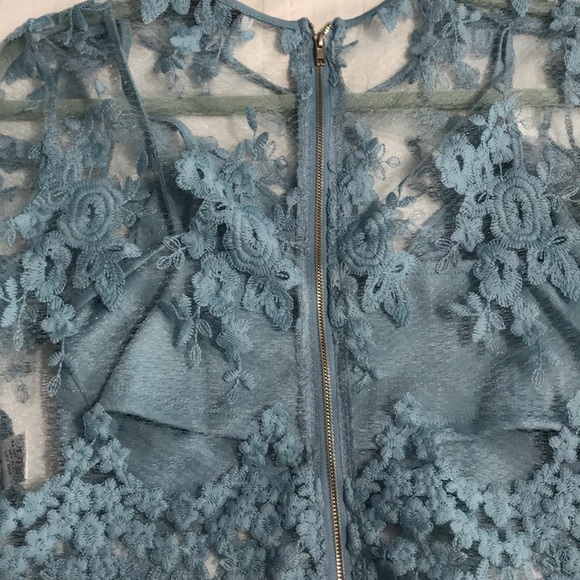 Forever 21 Tops - Lace see through top with cami